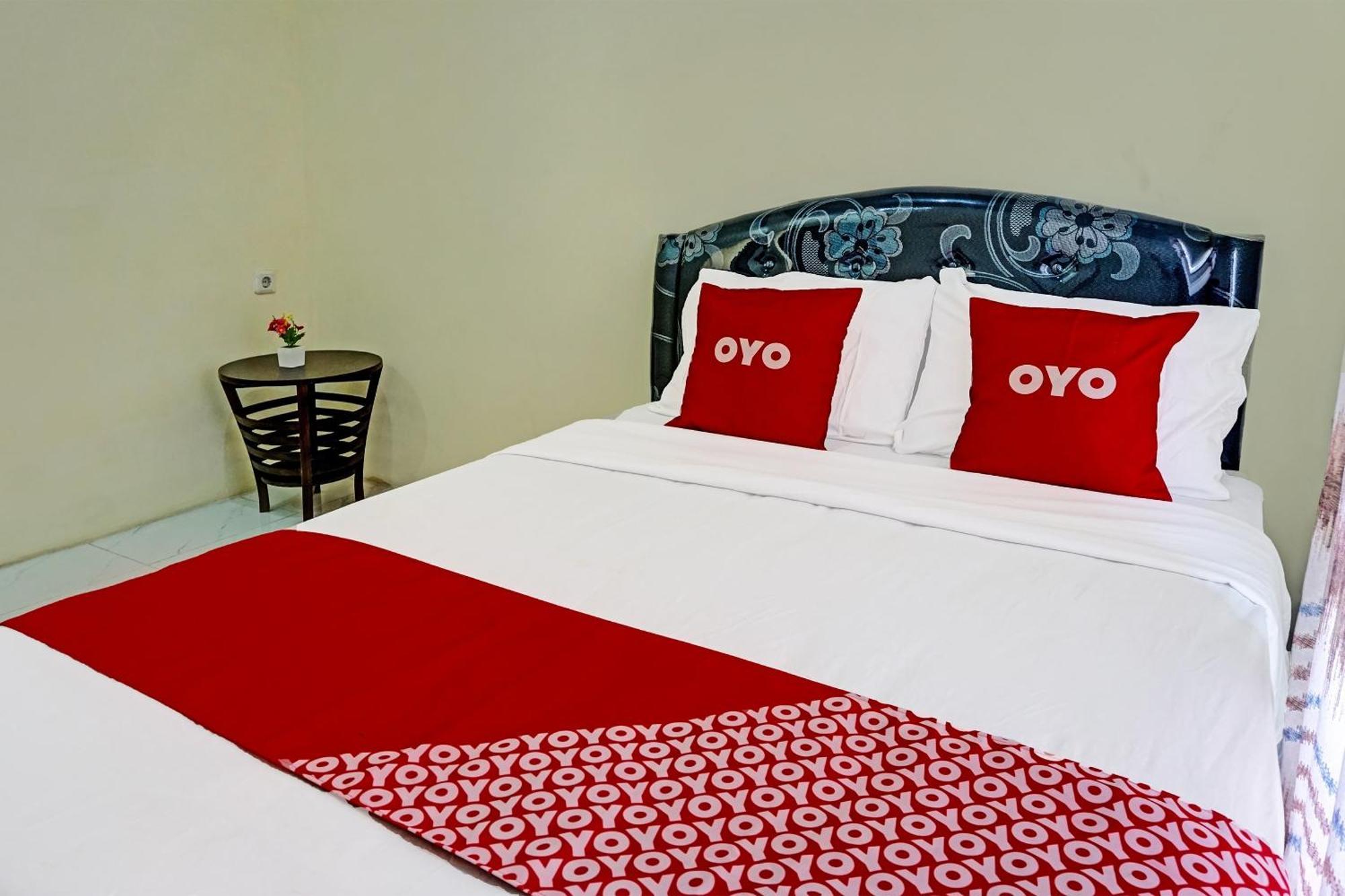 Oyo 91707 Jannah Homestay Syariah Dau Exterior foto